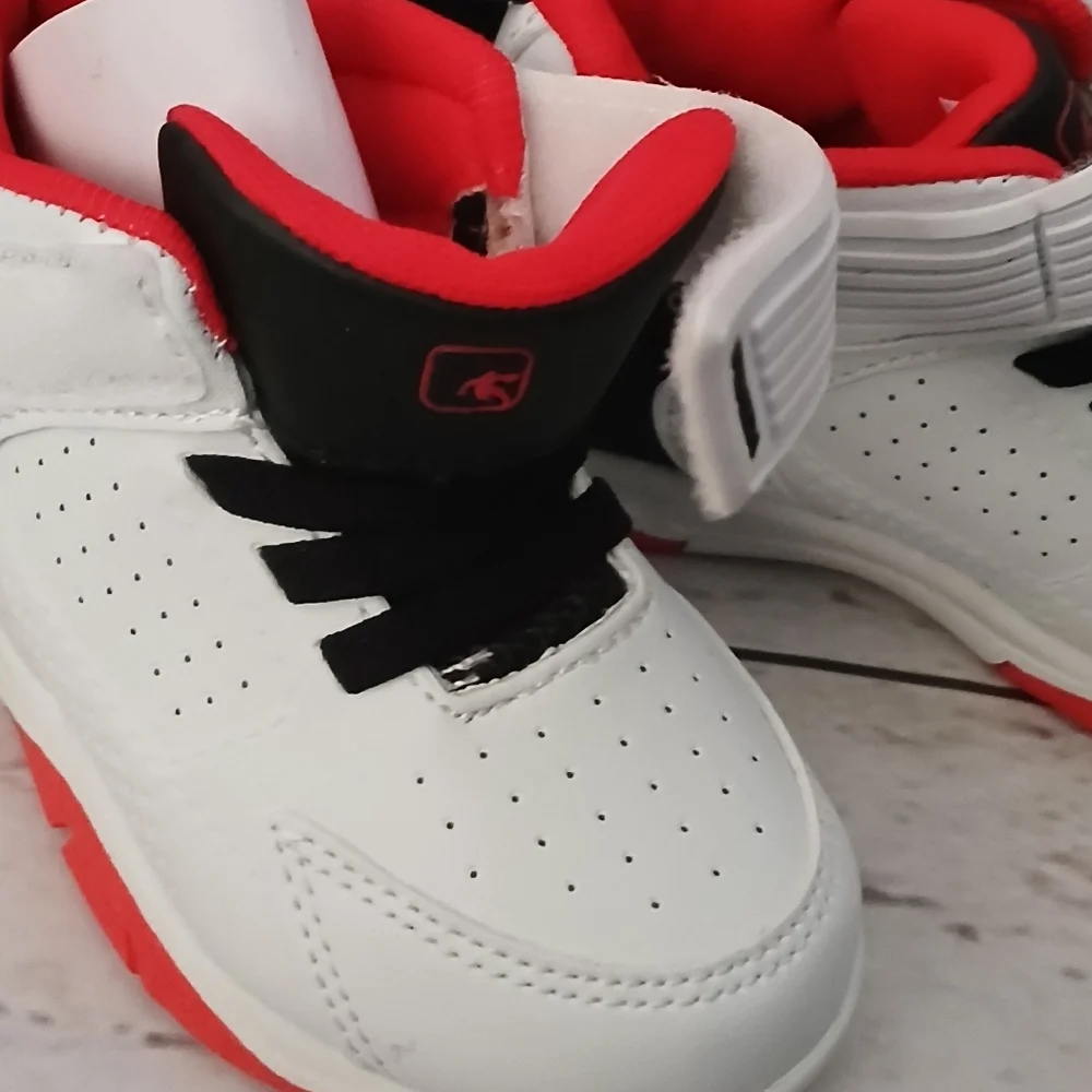 And1 major infant adaptive footwear shoes sneakers white, black, red size 5
